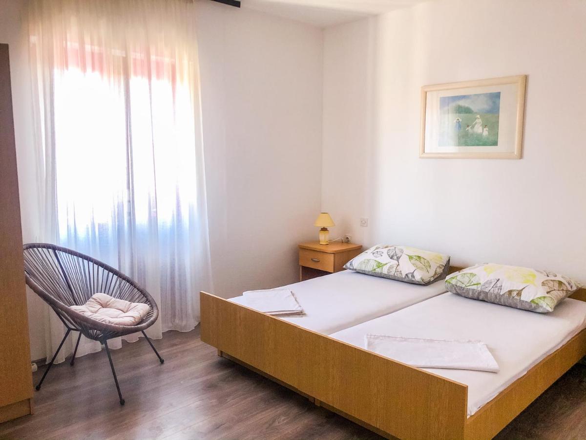 Apartmani Bepina Supetar Bagian luar foto