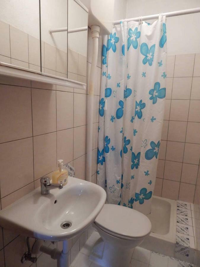 Apartmani Bepina Supetar Bagian luar foto